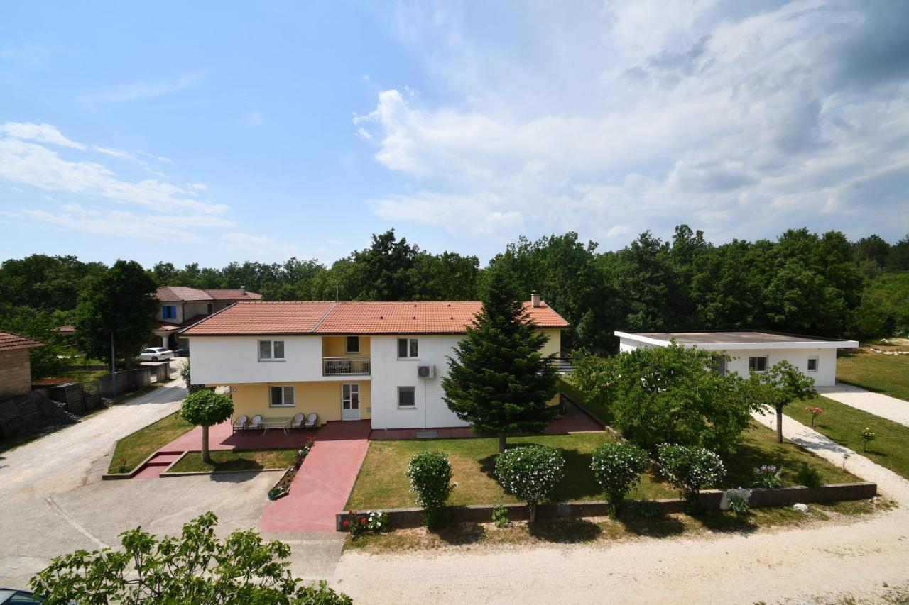 Casa Del Pellegrino M&A - Ostojici Hotel Medjugorje Exterior photo