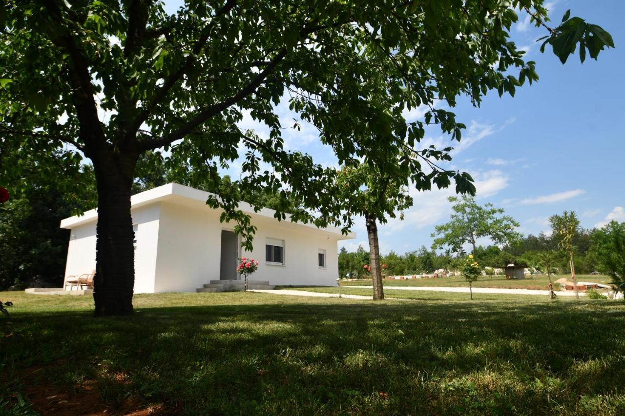 Casa Del Pellegrino M&A - Ostojici Hotel Medjugorje Exterior photo