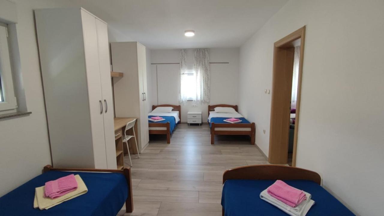 Casa Del Pellegrino M&A - Ostojici Hotel Medjugorje Exterior photo