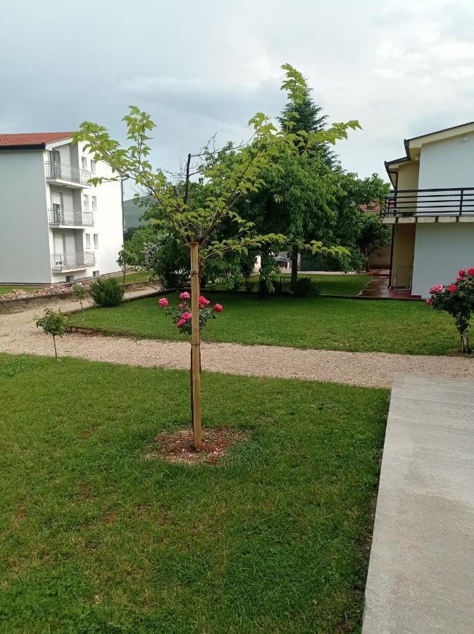 Casa Del Pellegrino M&A - Ostojici Hotel Medjugorje Exterior photo