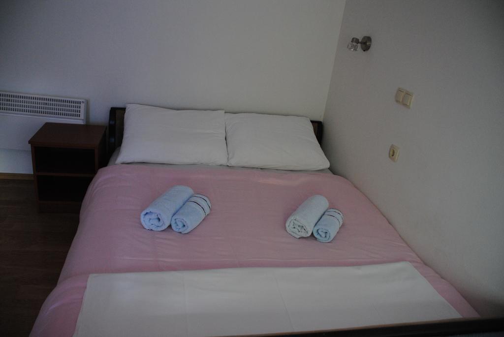Casa Del Pellegrino M&A - Ostojici Hotel Medjugorje Exterior photo